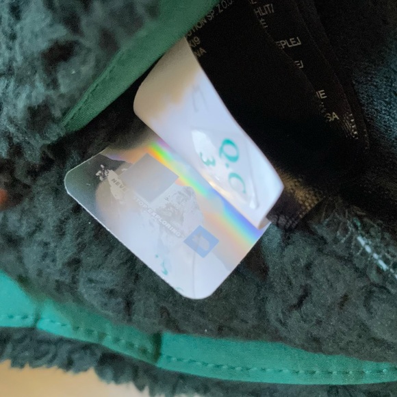 The North Face Men’s Campshire Pullover Hoodie - Picture 8 of 8